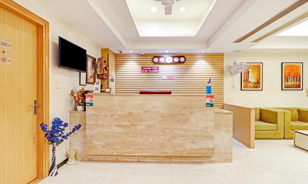 Treebo Galaxy Rooms New Delhi Extérieur photo