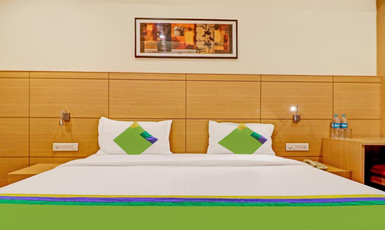 Treebo Galaxy Rooms New Delhi Extérieur photo