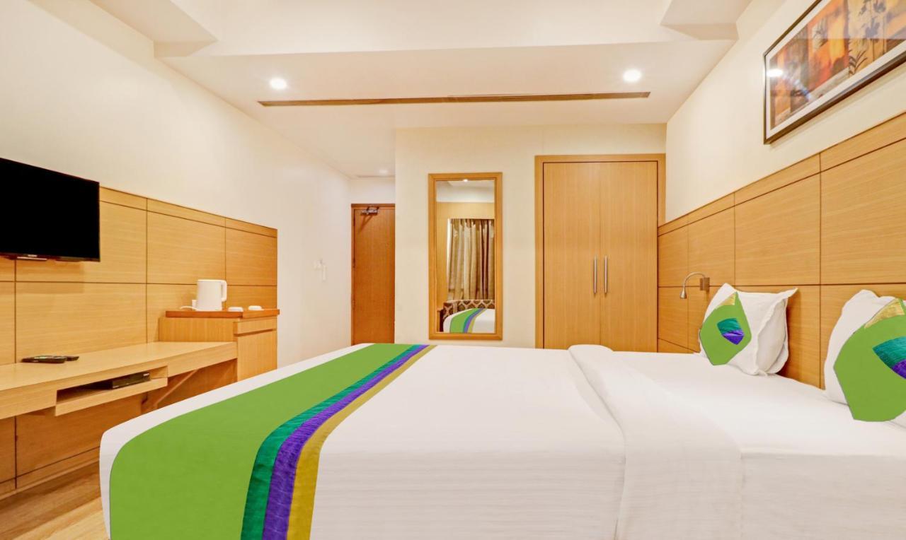 Treebo Galaxy Rooms New Delhi Extérieur photo
