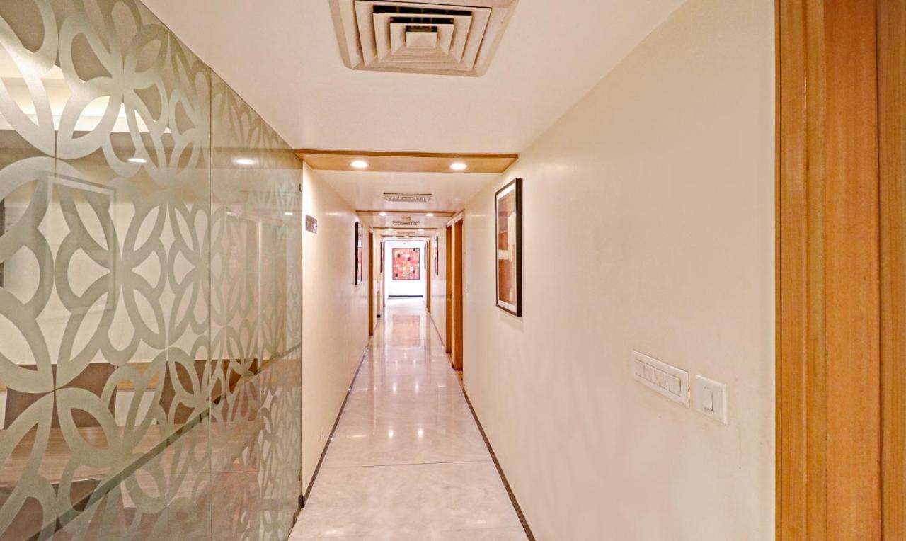 Treebo Galaxy Rooms New Delhi Extérieur photo