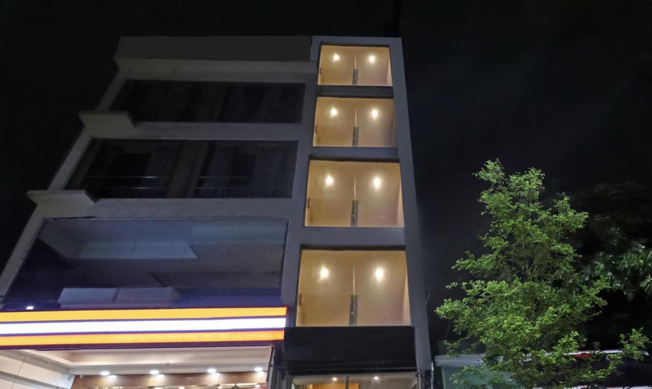 Treebo Galaxy Rooms New Delhi Extérieur photo