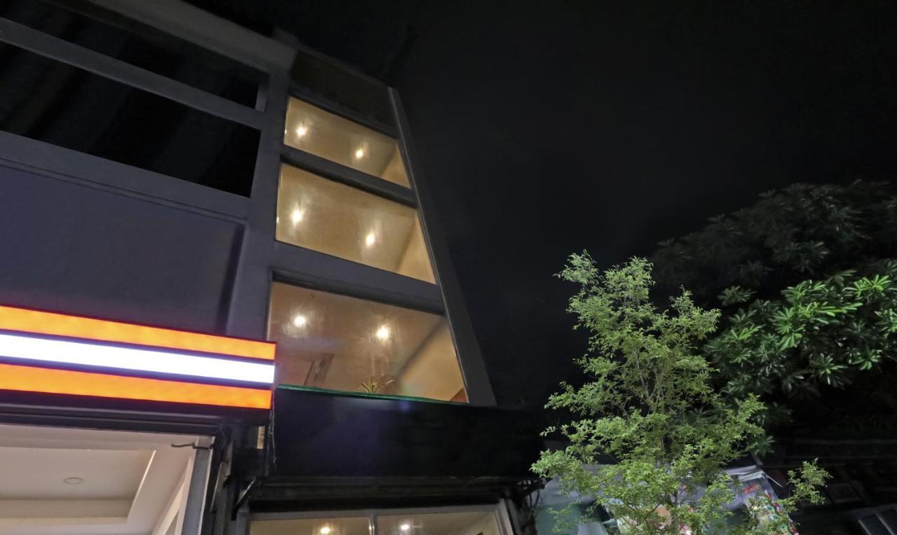 Treebo Galaxy Rooms New Delhi Extérieur photo