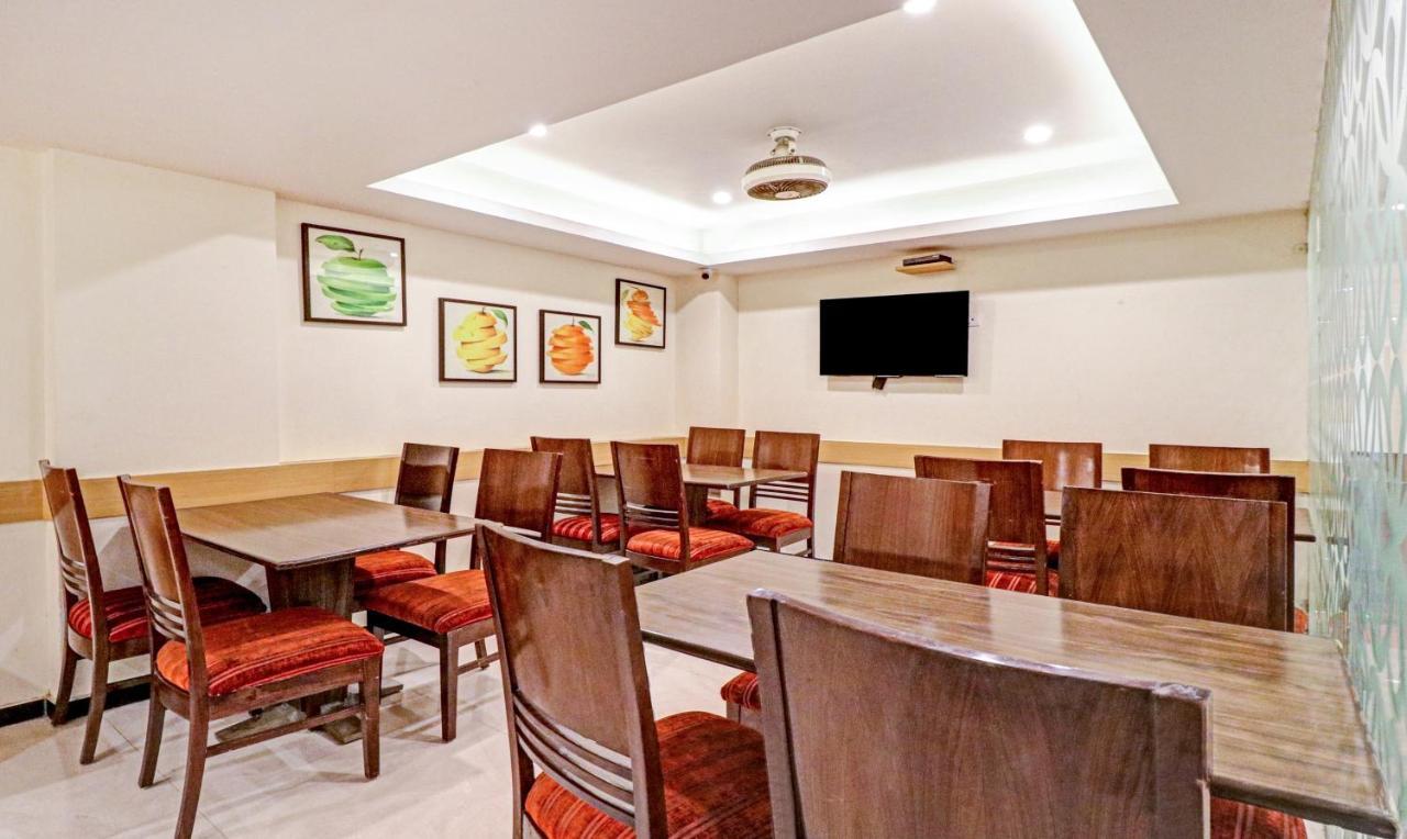 Treebo Galaxy Rooms New Delhi Extérieur photo