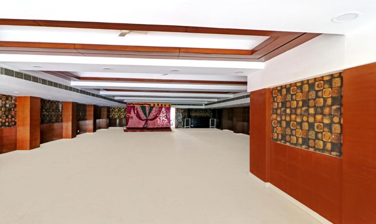 Treebo Galaxy Rooms New Delhi Extérieur photo